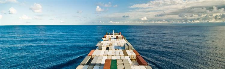 container-vessel-ship-and-the-horizon